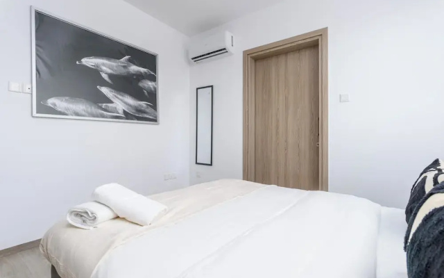 Mirage 2-BR Apt. & Balcony in Larnaca