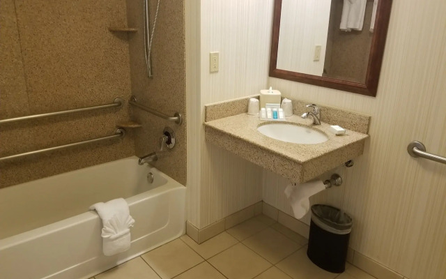 Hilton Garden Inn Oxnard/Camarillo