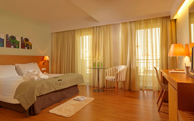 Elefsina Hotel