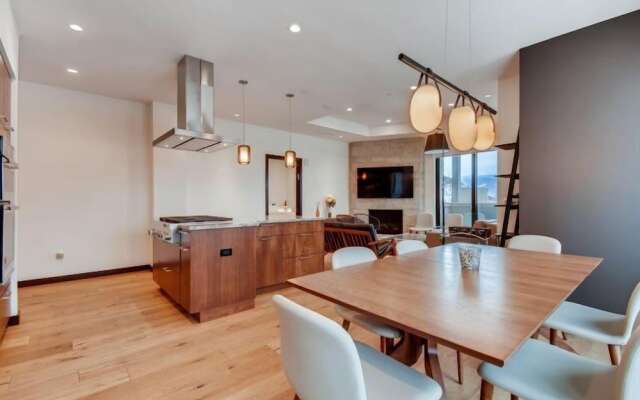 Vail Lion 1 Bedroom Mountain Vacation Rental Just Steps From the Eagle Bahn Gondola