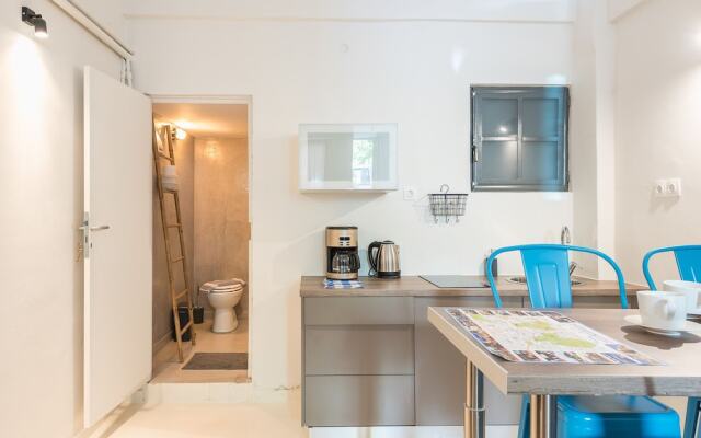 Stylish and Spacious Koukaki Apartment by Cloudkeys
