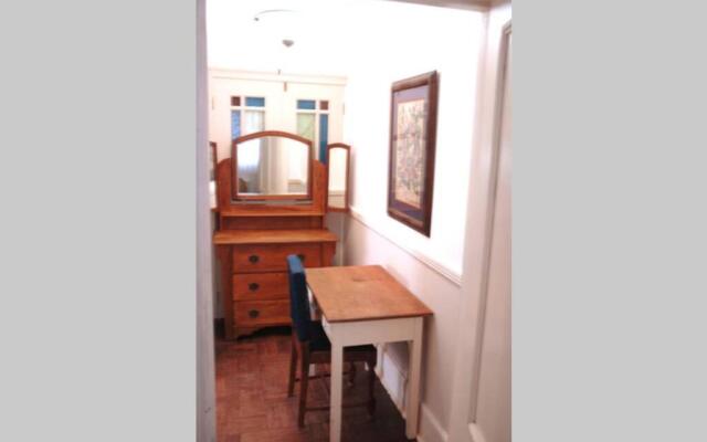 The Homestead - Simple Farm-Style Accommodation