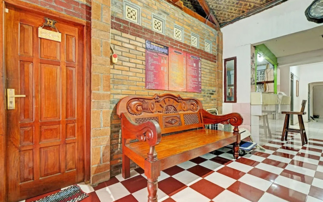 SPOT ON 91915 Homestay Superman