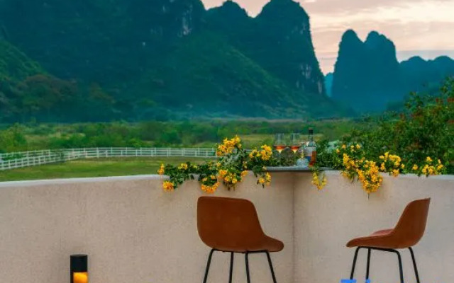 Yongshui River Store of the Thousand and One Courtyard Hopes Resort