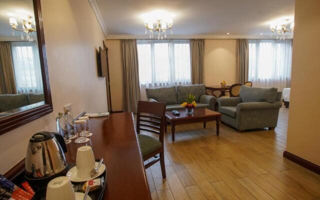Sarova Woodlands Hotel