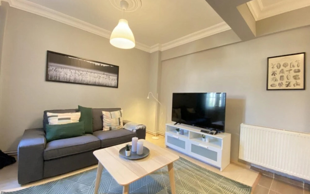 Lovely Flat with Central Location in Fatih