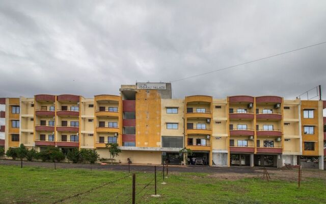 Hotel Yogiraj Palace