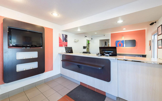 Motel 6 Carson City, NV