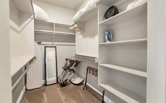 Mitchell's Place 4 Bedroom Apts by RedAwning
