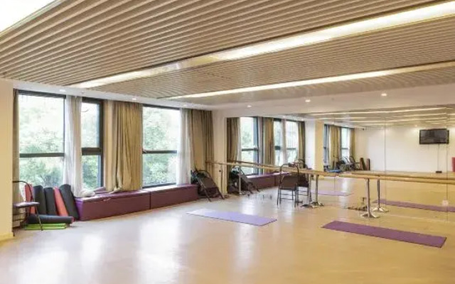 Beijing Dijin Business Hotel
