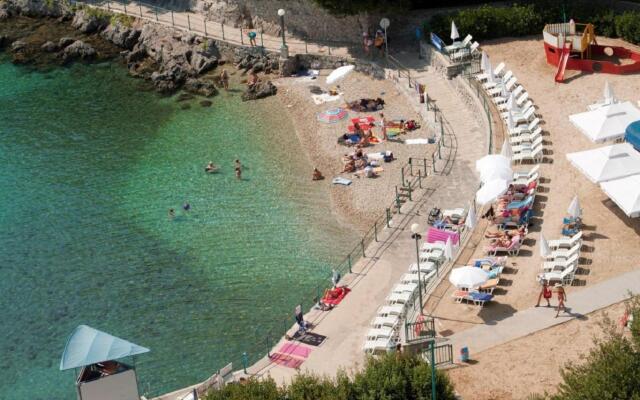 Zeljka - free parking - A1(4+1)