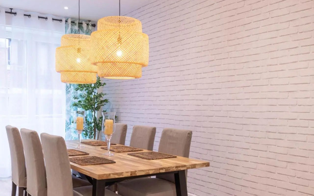 ABANDO II apartment by Aston Rentals