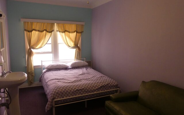 Hotel del Flores