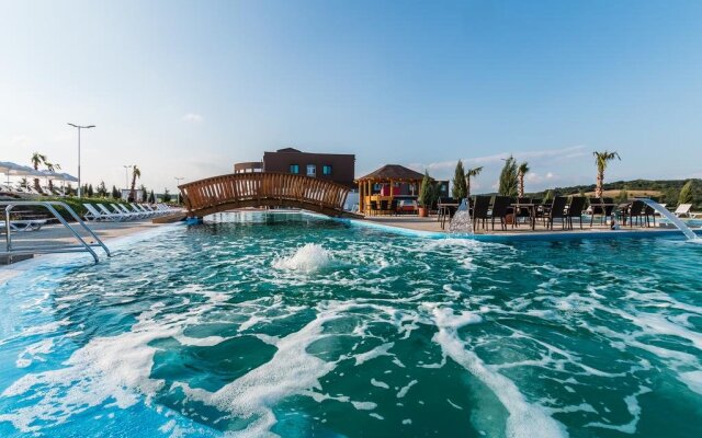Miraj Resort