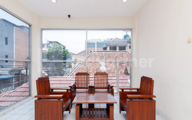 Orange Garden 47 RedPartner