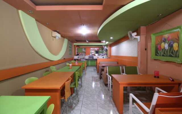 Airy Eco Syariah Tebet Stasiun Cawang Asem Baris Raya 158