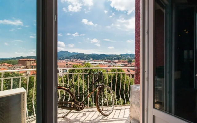 Vanchiglia Cozy Flat with Terrace and City View