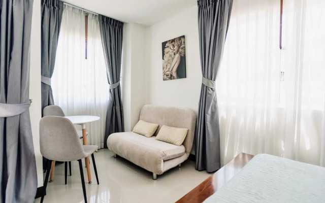 Beach 7 Condo by GrandisVillas