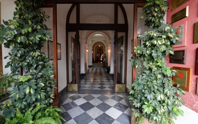 Royal Victoria Hotel