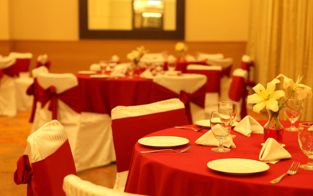 The Metropolitan Hotel and Spa New Delhi