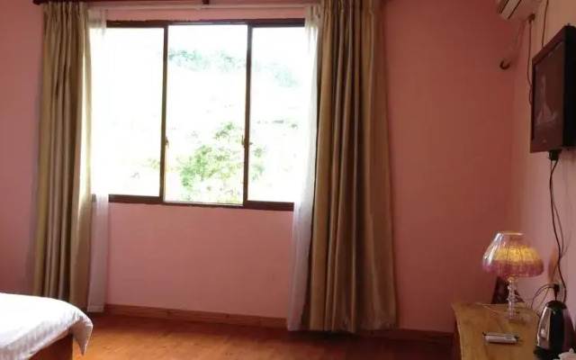 Long Sheng Long Ji Xing Yao Inn