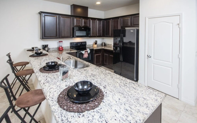 Compass Bay 3131