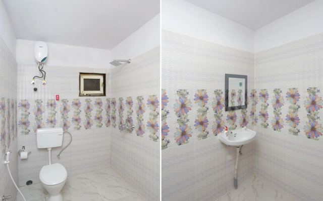 Krishna Guest House by OYO