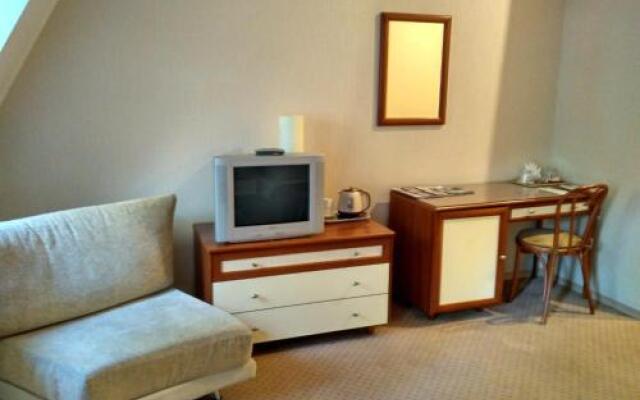 ZS Club Hotel