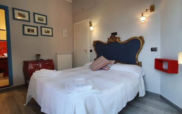 The Spanish Palace suites, rooms, apartments & terraces