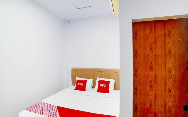 Sg Premium Guest House By Oyo Rooms