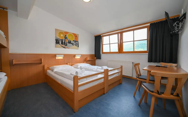 Schmitten 27 - Room 4 200m From ski Lift