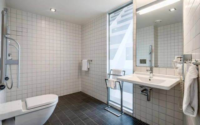 Quality Hotel 33