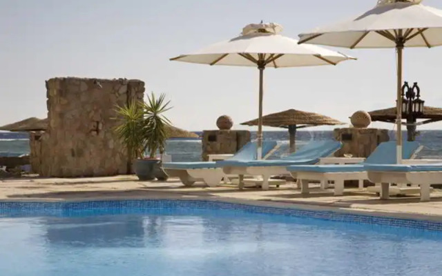 Coral Coast Hotel