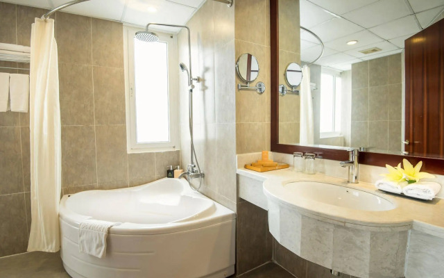 May De Ville Trendy Hotel & Spa