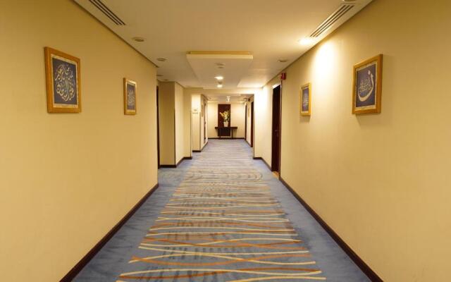 Dar Al Eiman Royal Hotel