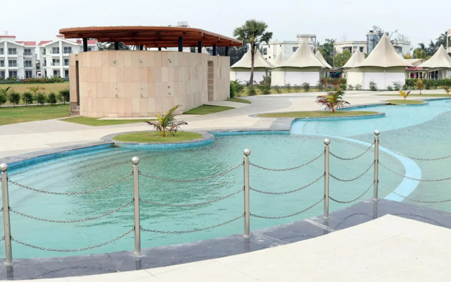 Luxury Banyan Tree Resort