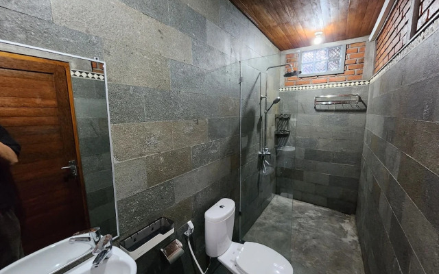 Jineng Guest House By The Swand