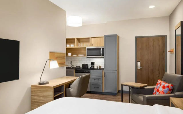 Candlewood Suites Navasota