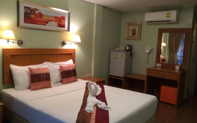 Chilli Hotel & Restaurant