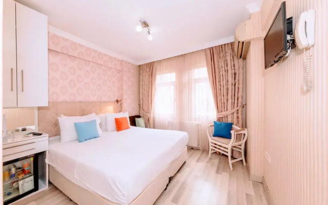 Walnut Shell Hotel