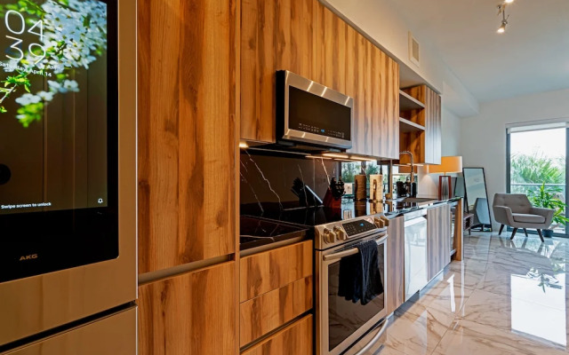 WhyHotel Midtown Miami