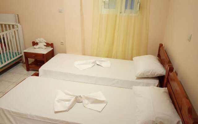 Hotel Hellas