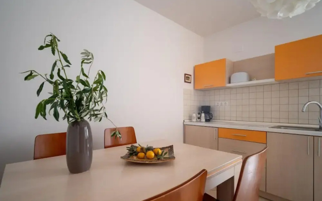 Rovinj Seaside Apartment for 3