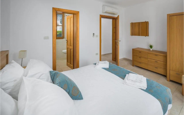 Holiday home Baredine III