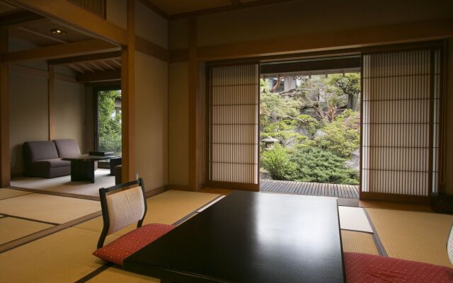 Meiseki No Yado Kagetsu