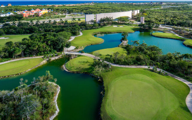 Bahia Principe Vacation Rentals - Quetzal Penthouse