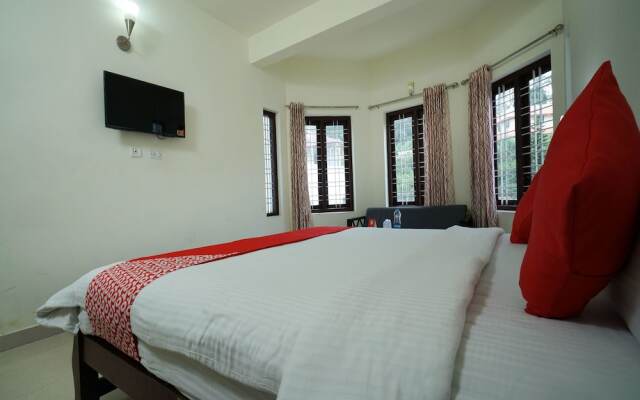OYO 7968 Blueberg Resort
