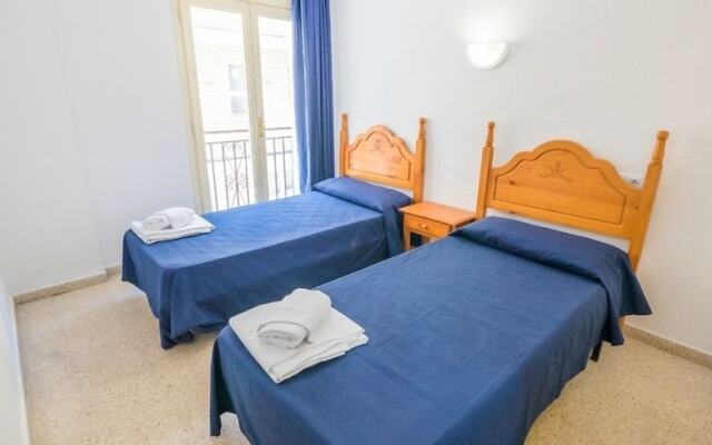 Apartamento familiar con piscina comunitaria