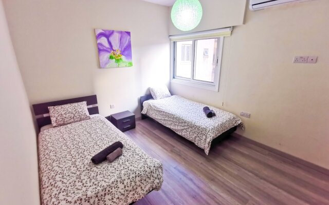 Beach-a-Holic Apartment