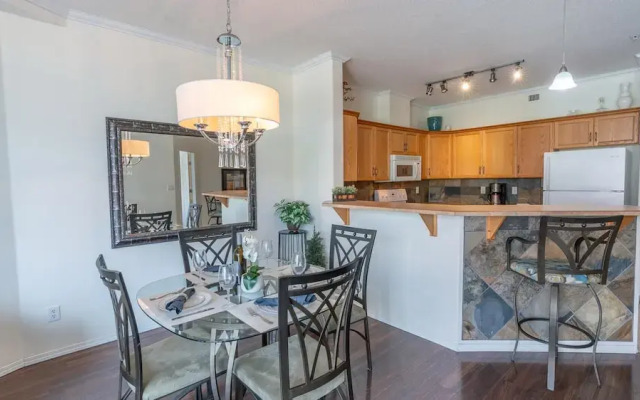 Two Bed Two Bath Two Pools